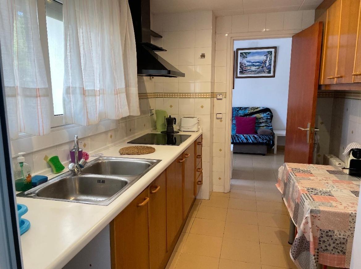 Апартаменты Romantico Piso De La Playa Fenals Льорет-де-Мар Экстерьер фото