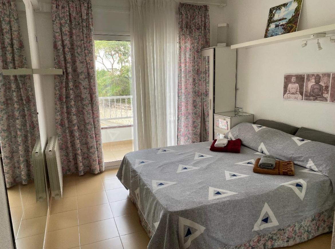 Апартаменты Romantico Piso De La Playa Fenals Льорет-де-Мар Экстерьер фото